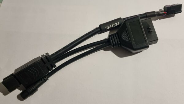 3914374 Y ADAPTER OBD 8 PIN VOOR DIAGNOSE AAN IVECO DAILY VANAF JAAR 2019